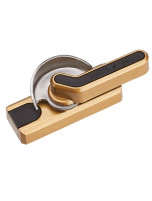 Slanting handle crescent lock B